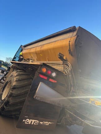 Image of Terra-Gator TG8300C equipment image 2