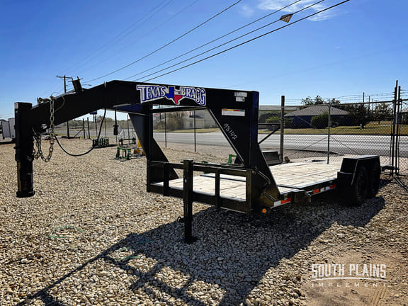 2022 Texas Bragg 20P Equipment Image0