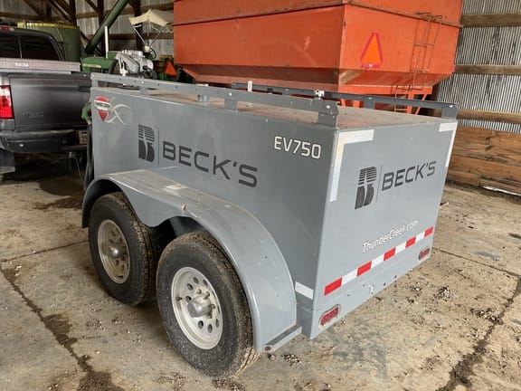 2022 Thunder Creek EV750 Equipment Image0