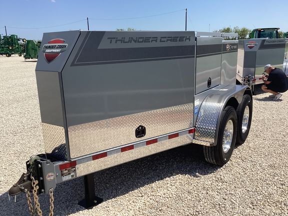 2022 Thunder Creek FST500 Equipment Image0
