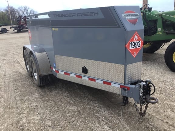 2022 Thunder Creek FST750 Equipment Image0