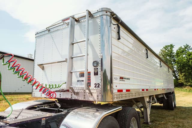 Image of Timpte Super Hopper equipment image 3