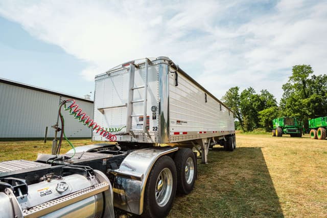 Image of Timpte Super Hopper equipment image 4