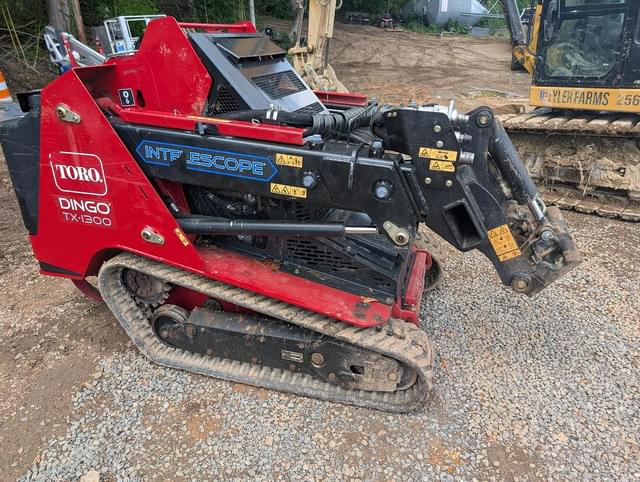 Image of Toro Dingo TX1300 equipment image 3