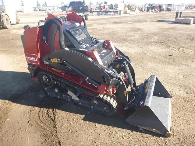 Image of Toro Dingo TX1000 equipment image 1