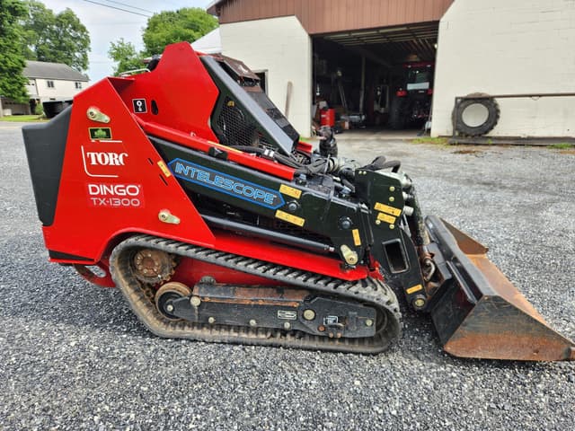 Image of Toro Dingo TX1300 equipment image 1