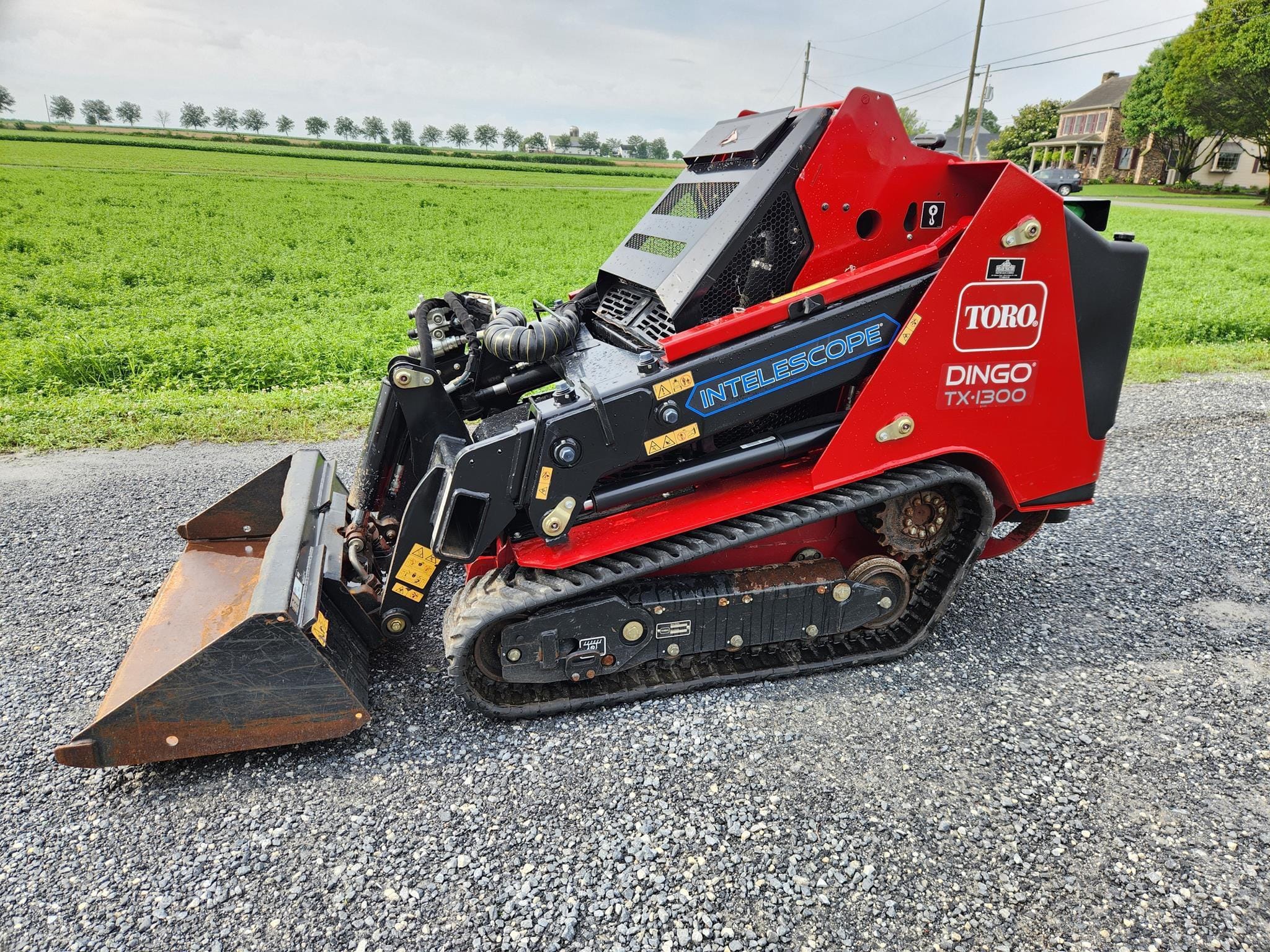 2022 Toro Dingo TX1300 Equipment Image0