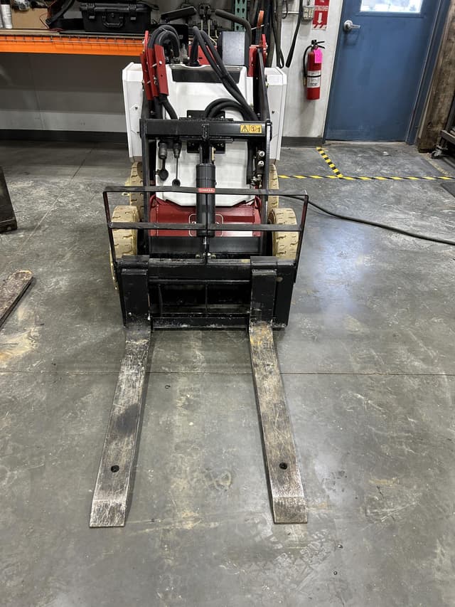 Image of Toro eDingo 500 equipment image 1