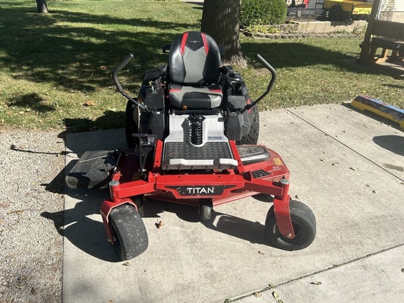 2022 Toro Titan Equipment Image0