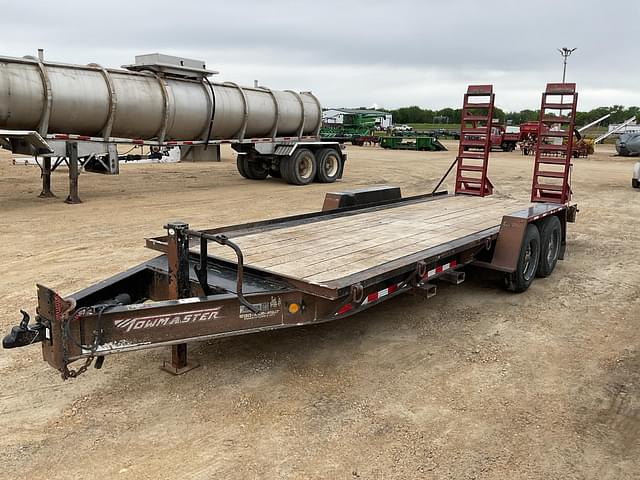 Image of Towmaster T-16D equipment image 4