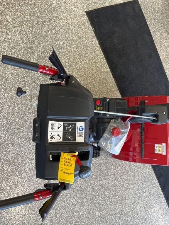 Image of Troy Bilt 2420 equipment image 4