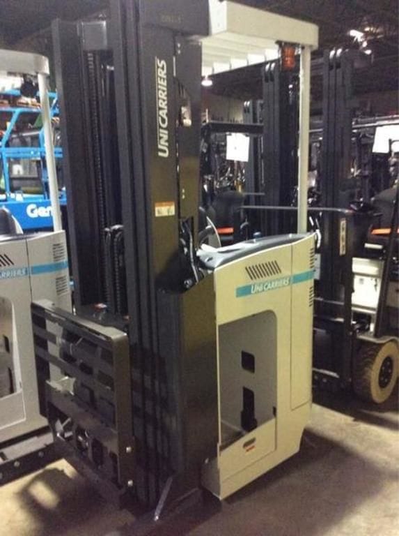 2022 Unicarriers SCX35N Equipment Image0