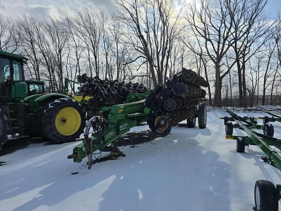 Image of Unverferth Raptor 2030LT equipment image 1