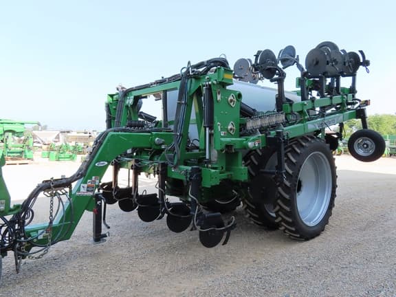 Image of Unverferth Nutrimax 2600 equipment image 3
