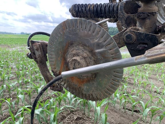 Image of Unverferth Nutrimax 2600 equipment image 1