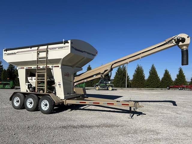 Image of Unverferth Seed Runner 3755XL equipment image 1