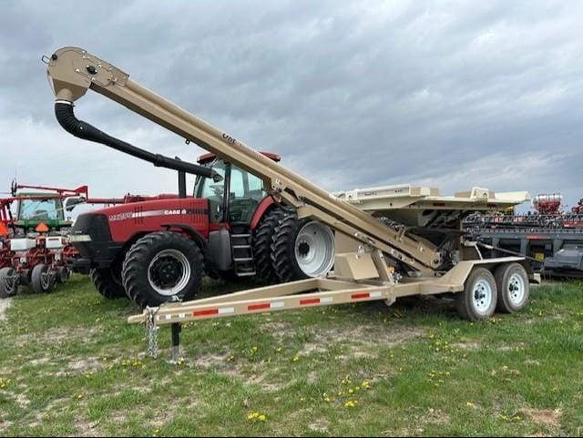 2022 Unverferth Seed Pro 410 Equipment Image0