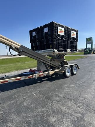 Image of Unverferth 410XL equipment image 2