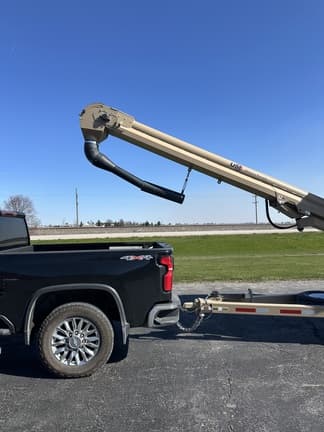 Image of Unverferth 410XL equipment image 3