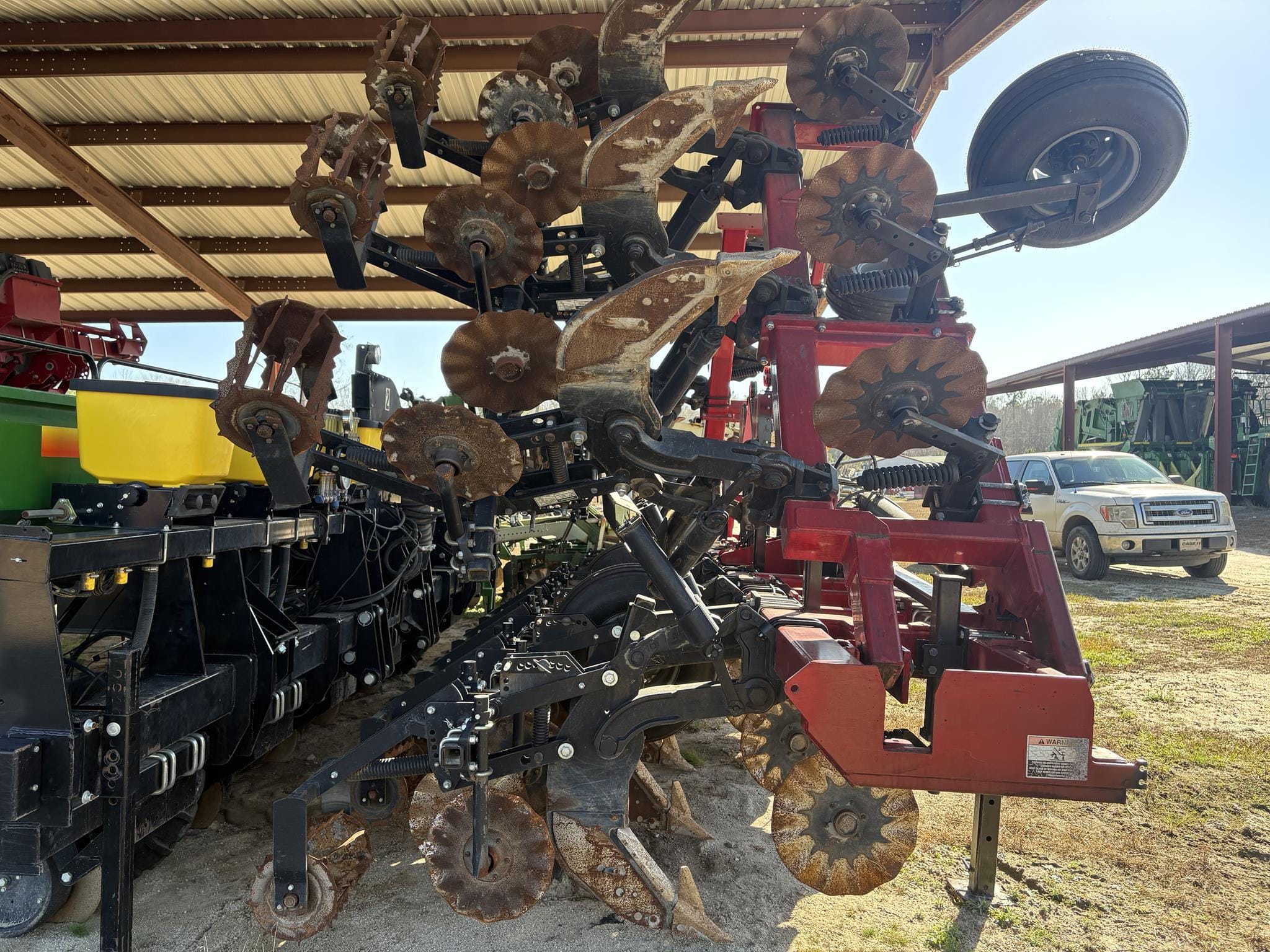 2022 Unverferth Ripper-Stripper 332 Equipment Image0