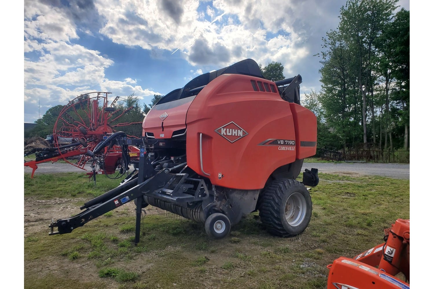 2022 Kuhn VB7190 Equipment Image0