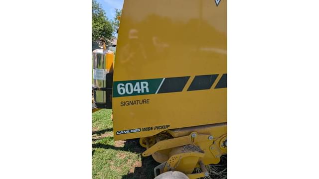 Image of Vermeer 604R Signature equipment image 2