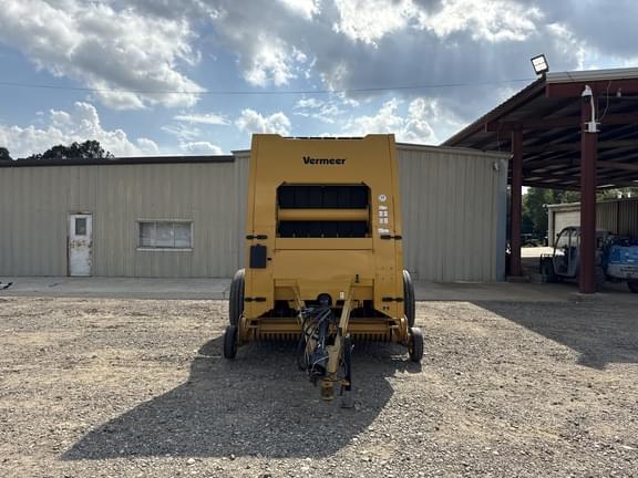 Image of Vermeer 604R equipment image 3