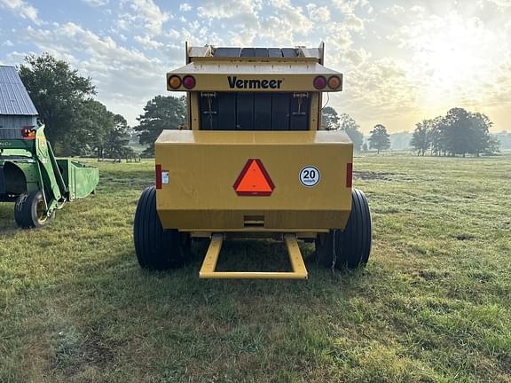 Image of Vermeer 604R equipment image 3