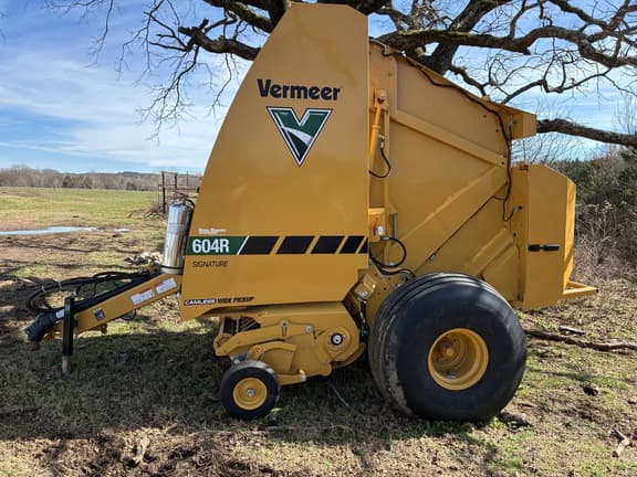Image of Vermeer 604R Signature equipment image 1