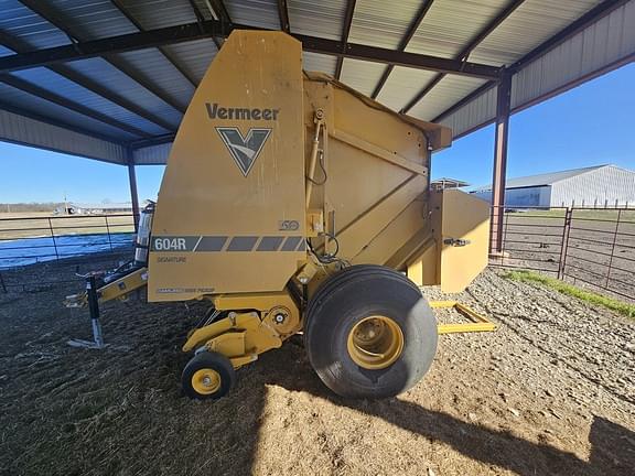 Image of Vermeer 604R Signature Primary image