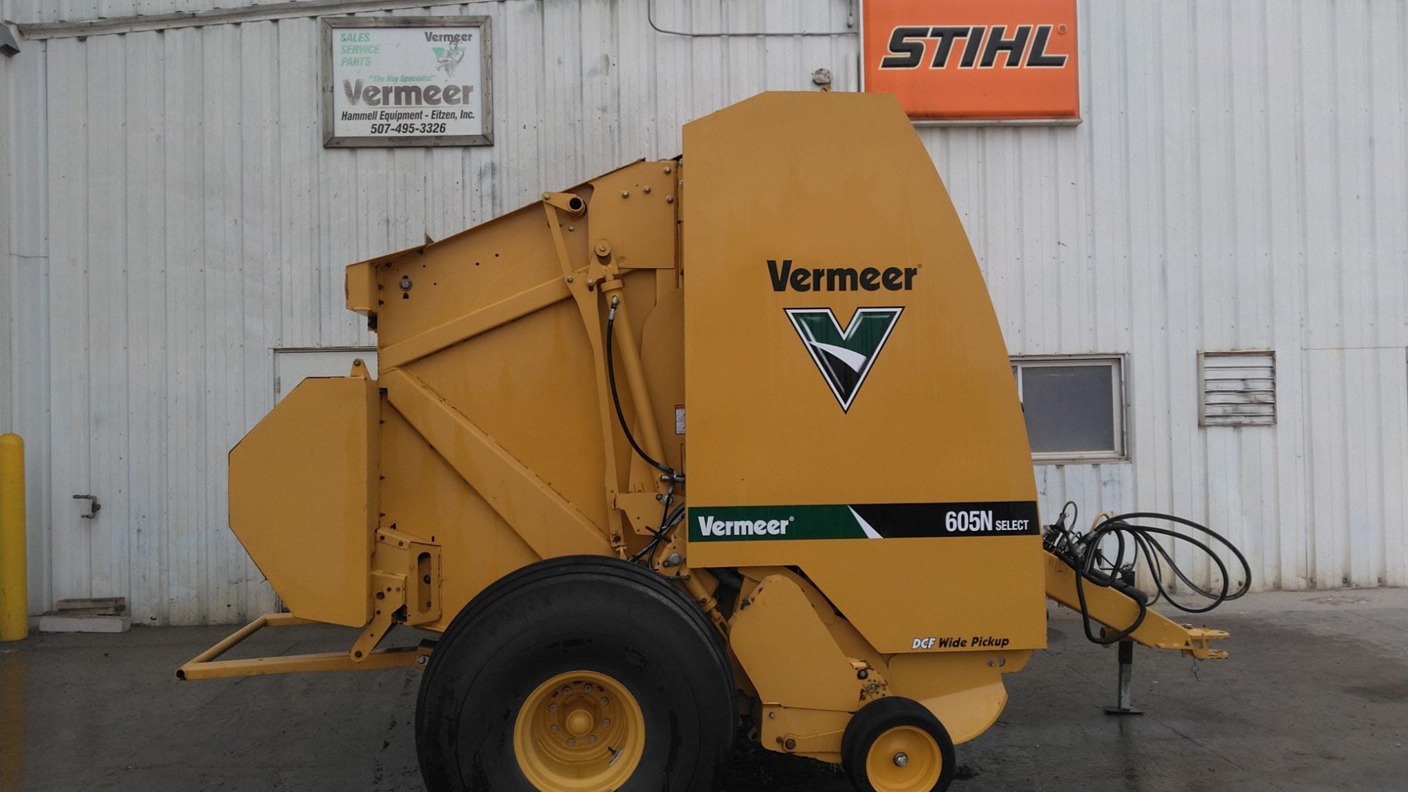 2022 Vermeer 605N Select Equipment Image0