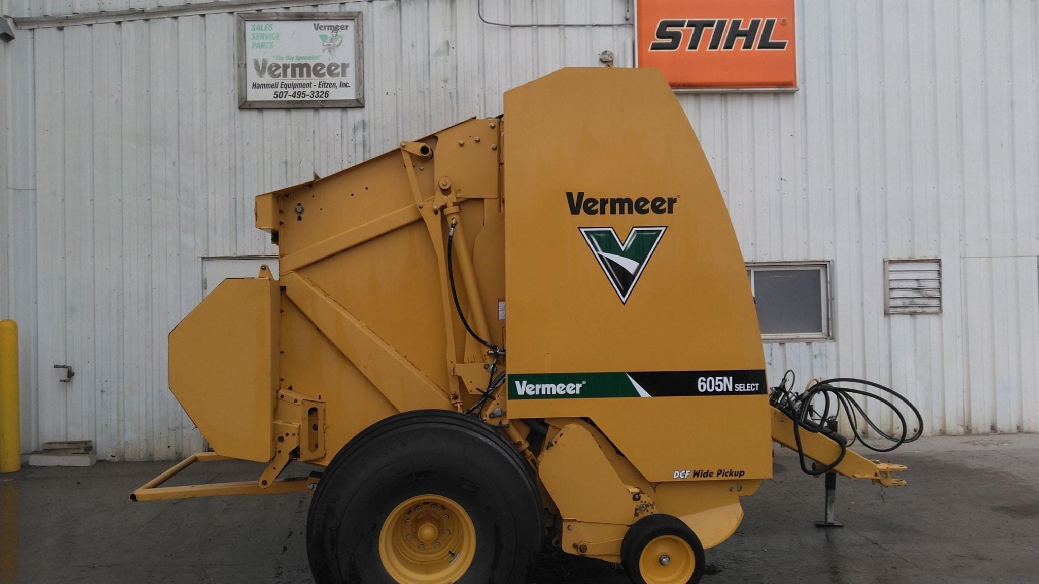 2022 Vermeer 605N Select Equipment Image0