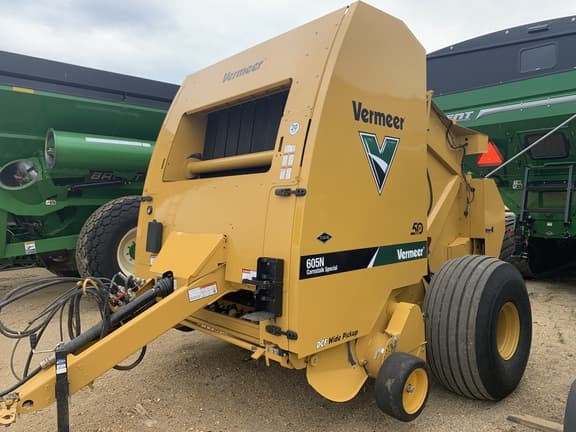 Image of Vermeer 605N Cornstalk Special equipment image 2