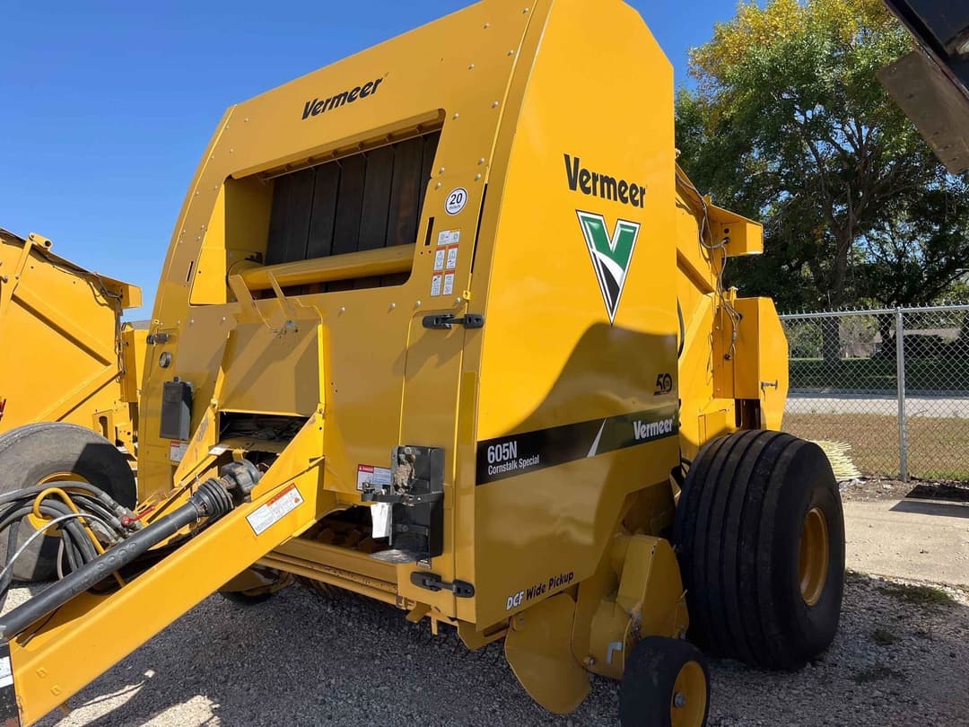 Image of Vermeer 605N Cornstalk Special Primary image