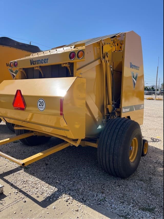 Image of Vermeer 605N Cornstalk Special equipment image 3