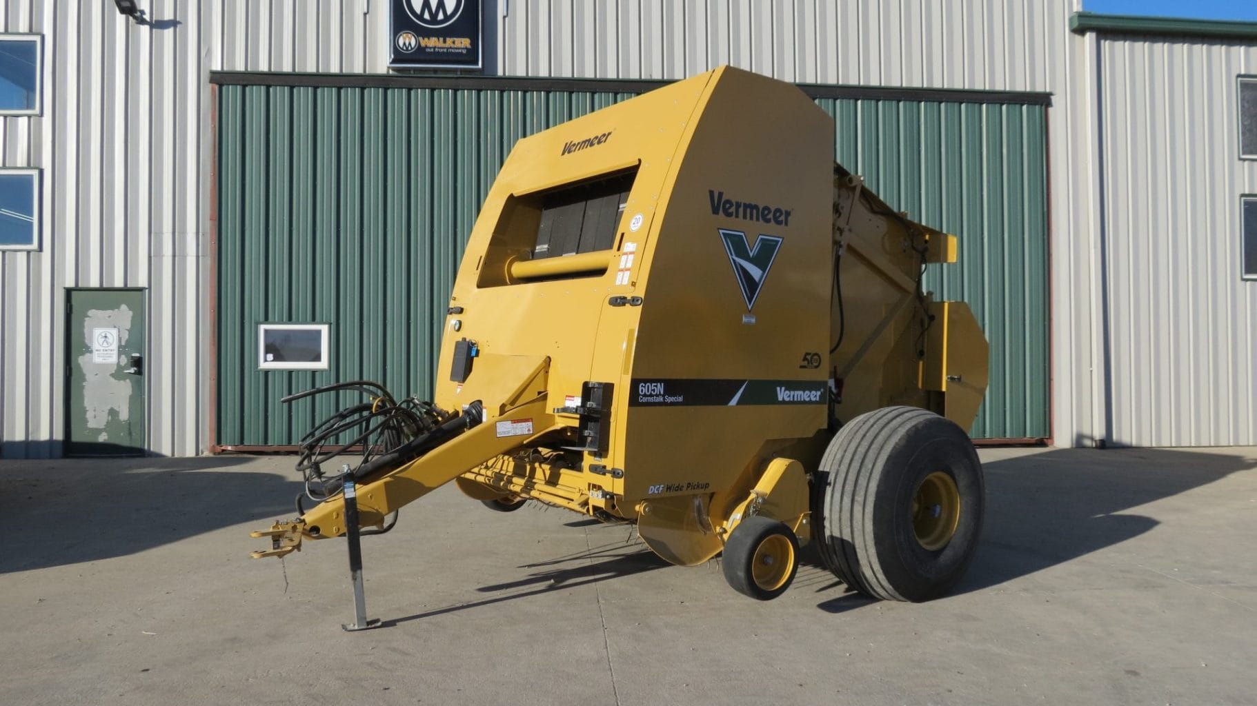 2022 Vermeer 605N Cornstalk Special Equipment Image0