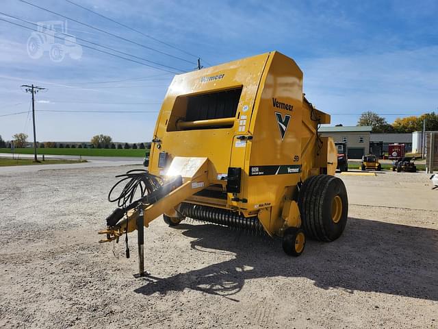 Image of Vermeer 605N Cornstalk Special equipment image 2