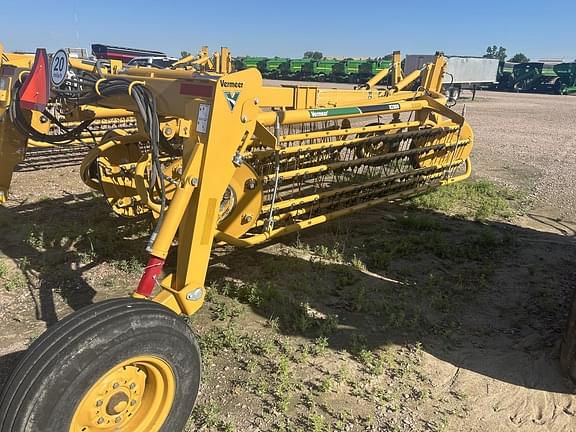 Image of Vermeer R2800 equipment image 3