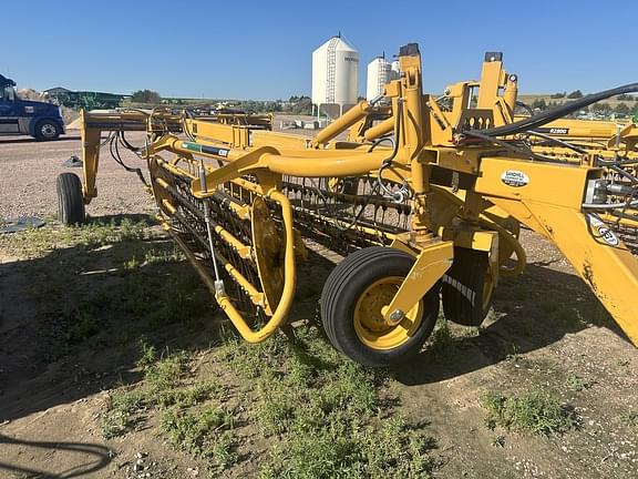 Image of Vermeer R2800 equipment image 4