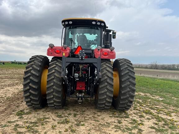 Image of Versatile 430 equipment image 3