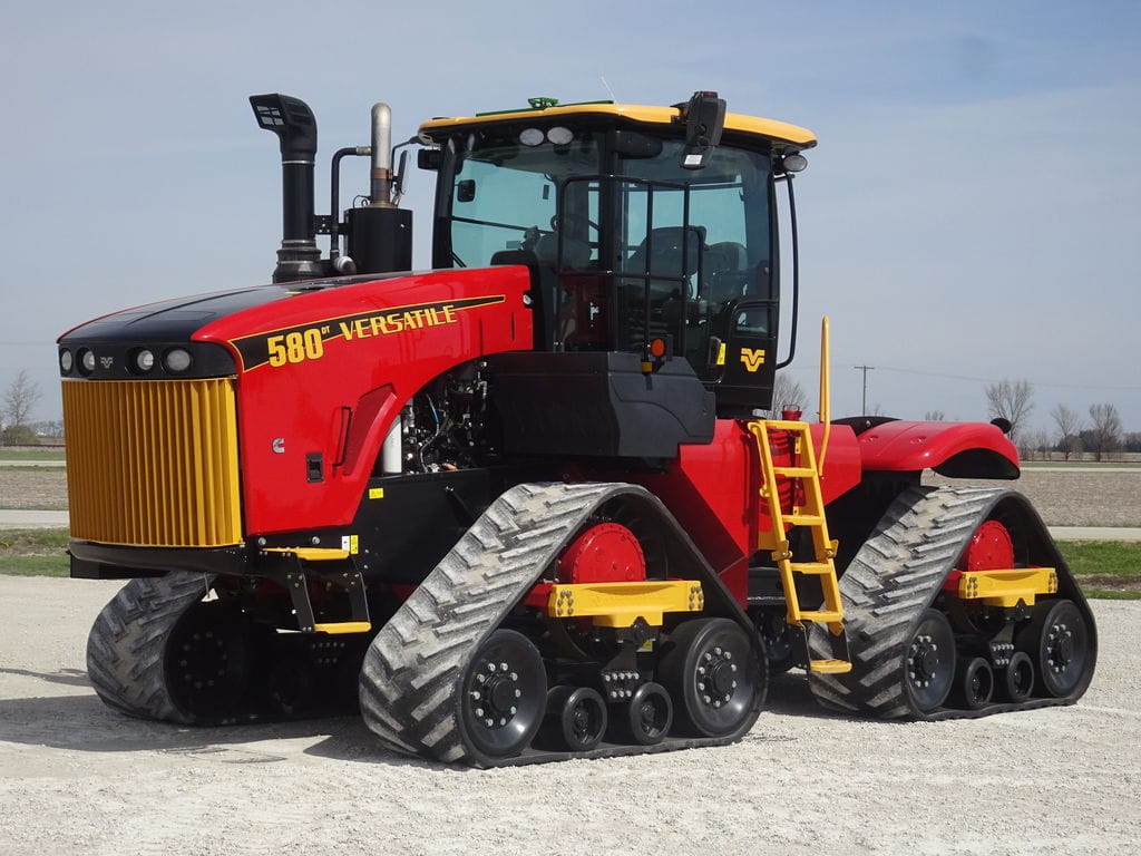 2022 Versatile 580DT Equipment Image0
