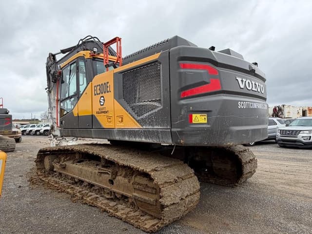 Image of Volvo EC300EL equipment image 4