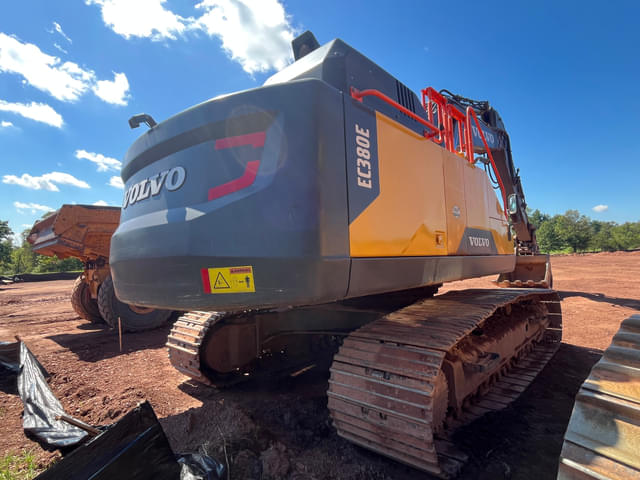 Image of Volvo EC380EL equipment image 3