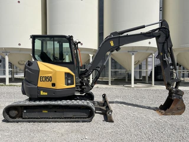 Image of Volvo ECR50F equipment image 3