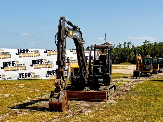 Image of Volvo ECR88D equipment image 1