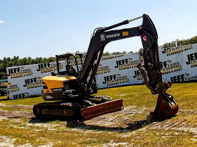Image of Volvo ECR88D equipment image 2