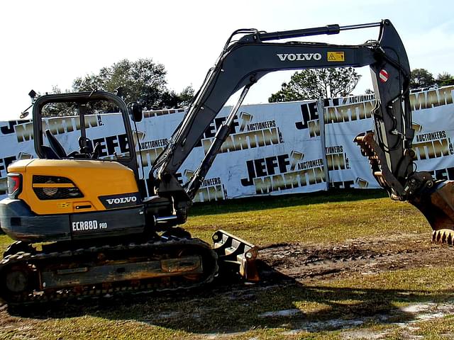 Image of Volvo ECR88D equipment image 3