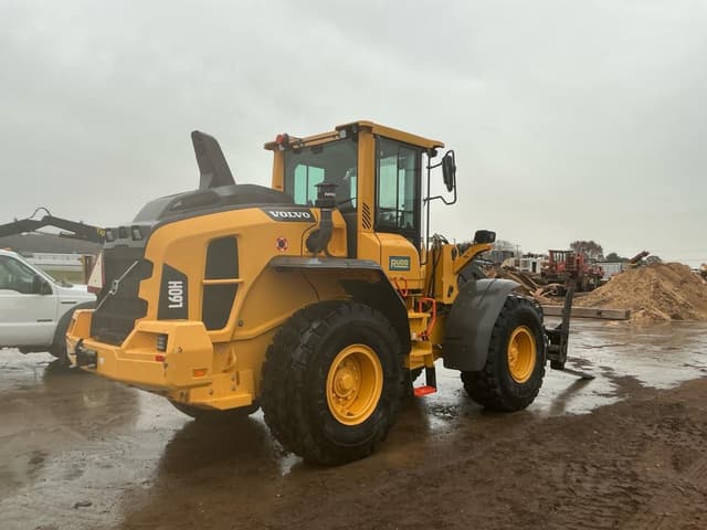 Image of Volvo L60H equipment image 4