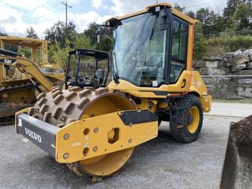 Main image Volvo SD75B