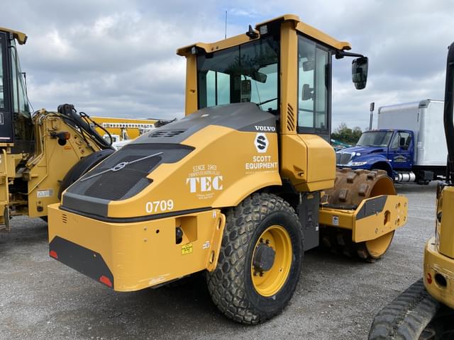 Image of Volvo SD75B equipment image 3